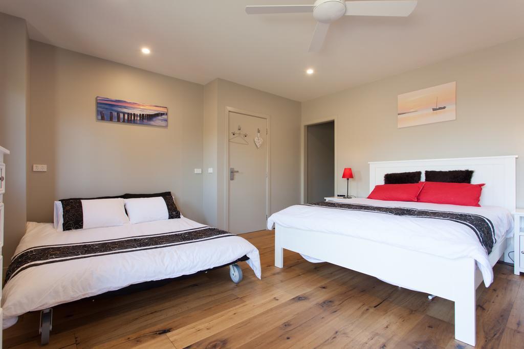 Silversands Beach Cottage Маунт Марта Стая снимка