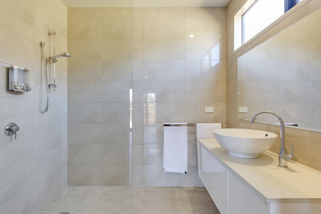 Silversands Beach Cottage Маунт Марта Стая снимка